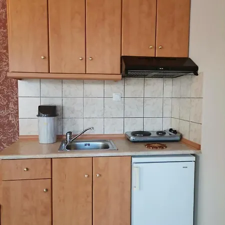 Helios Apartment *