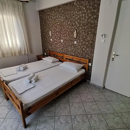 Helios Apartment *